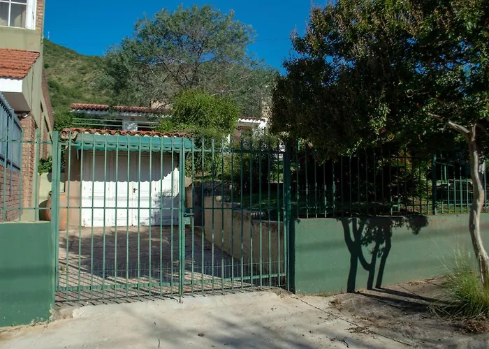 Casa En Centro De Carlos Paz Con Pileta